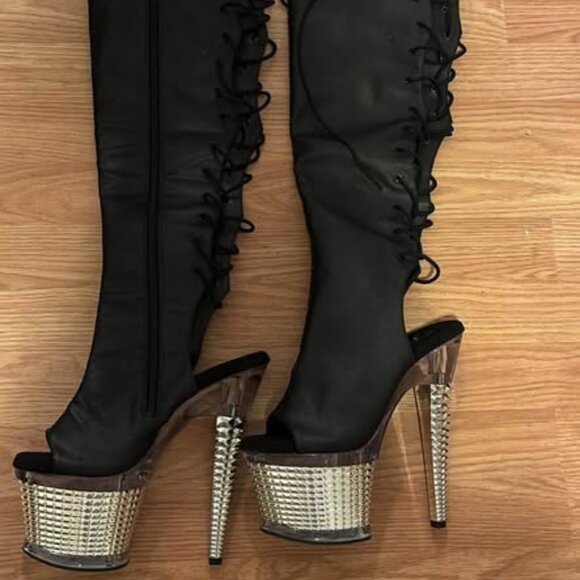 Vintage Leather Pleaser Heels - Picture 1 of 4